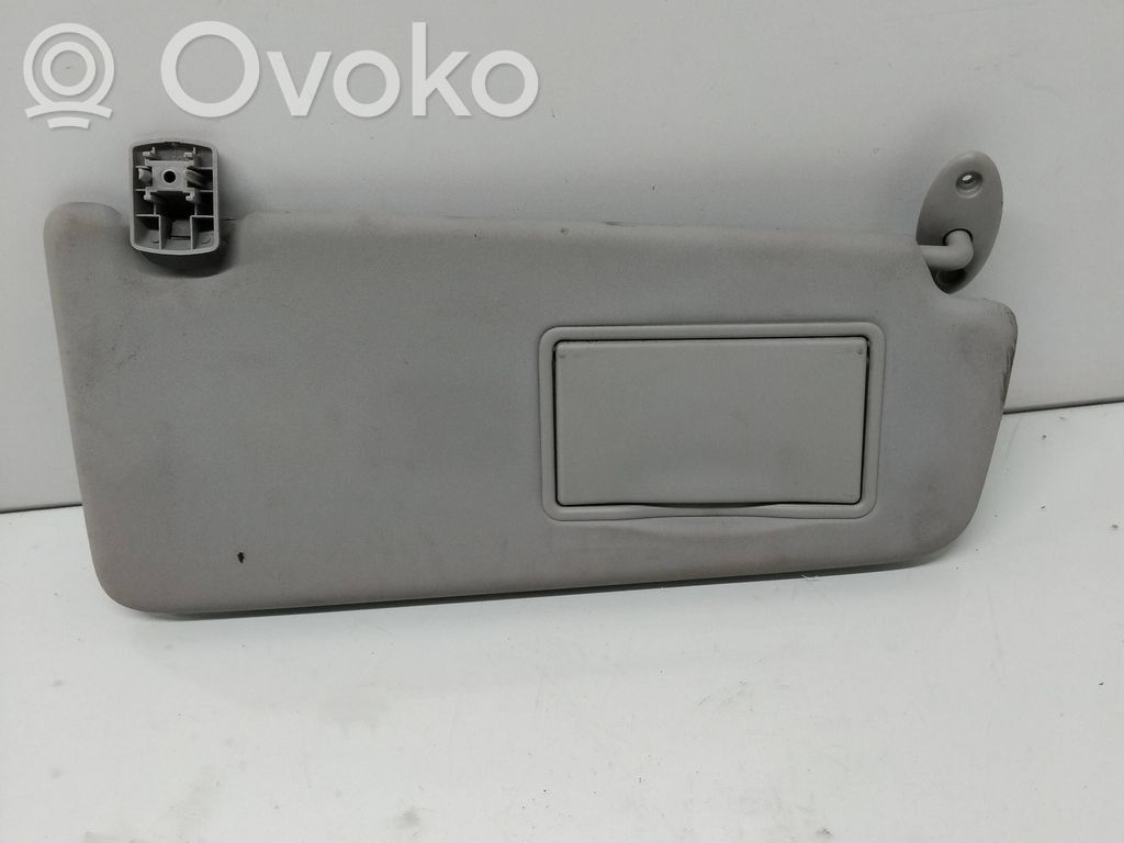 Sun visor   R04100