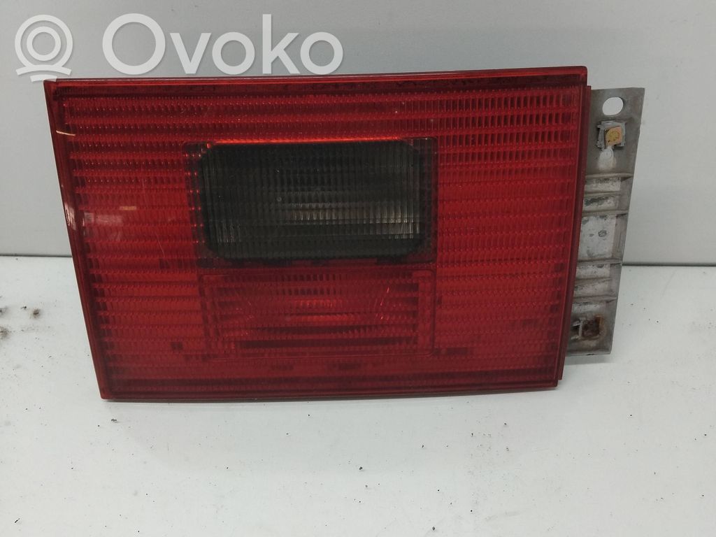 Volkswagen Sharan Lampy tylnej klapy bagażnika 
