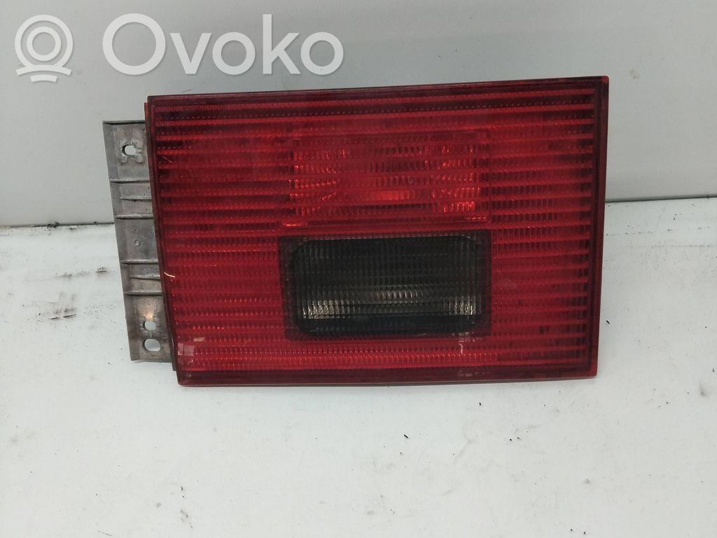 Volkswagen Sharan Lampy tylnej klapy bagażnika 