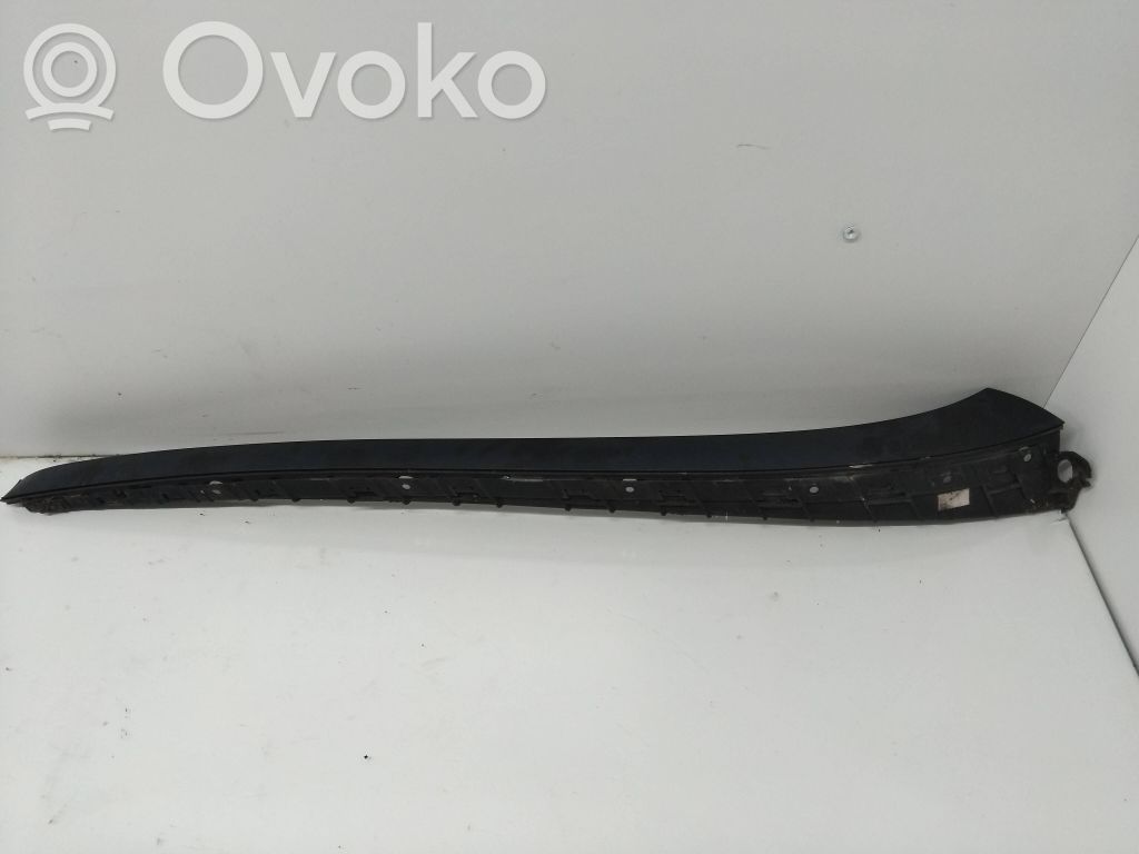 Seat Altea XL Windshield trim 