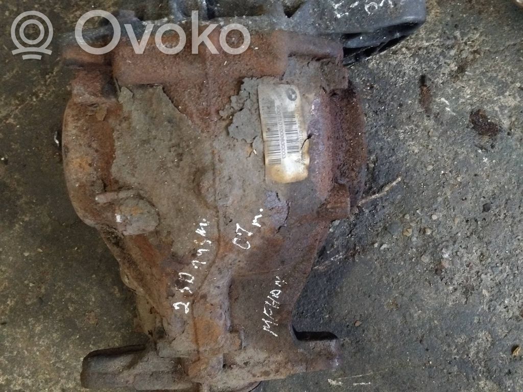 BMW 5 E60 E61 Galinis reduktorius 