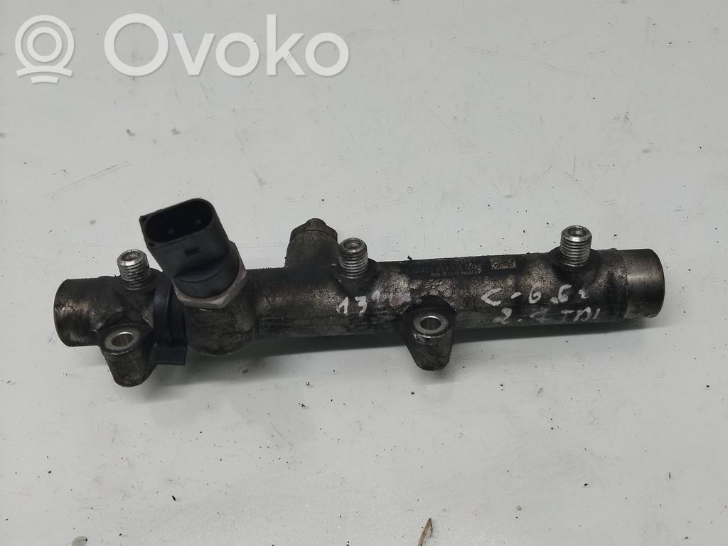 Audi A6 S6 C6 4F Degvielas maģistrālā caurule 