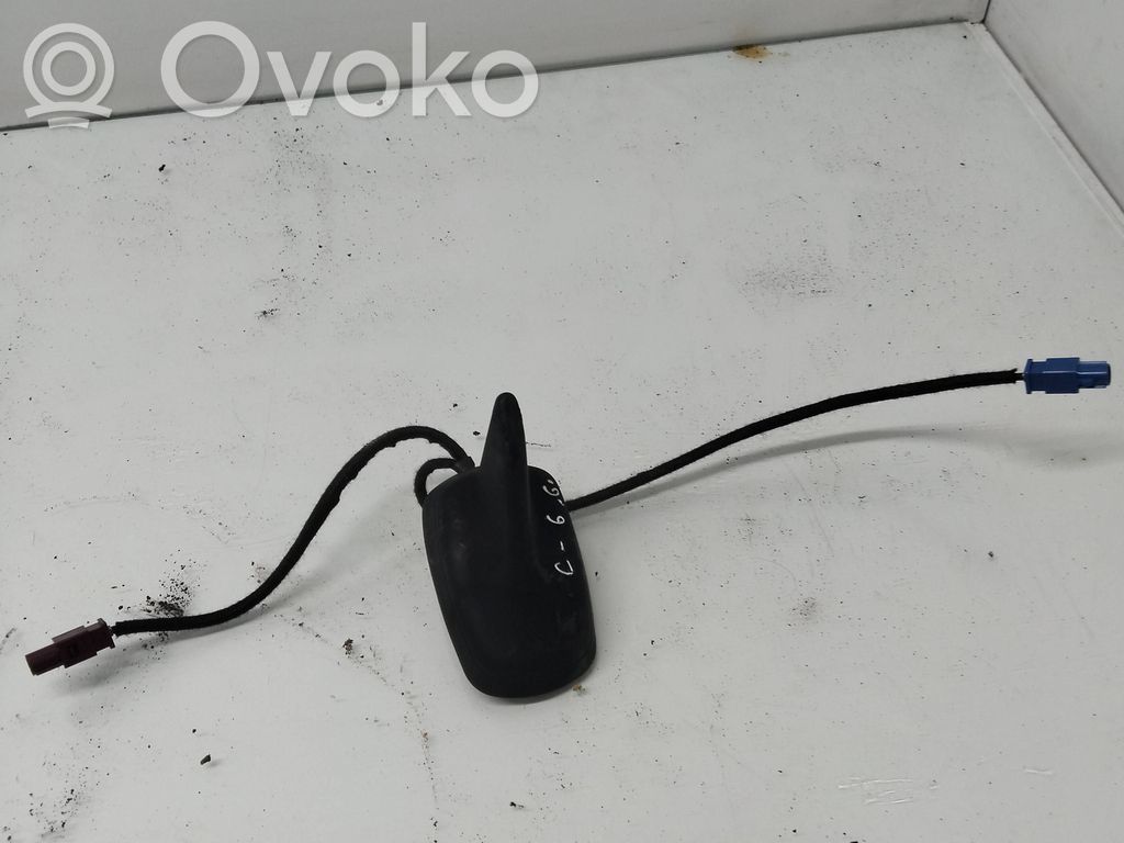 Audi A6 S6 C6 4F GPS-pystyantenni 