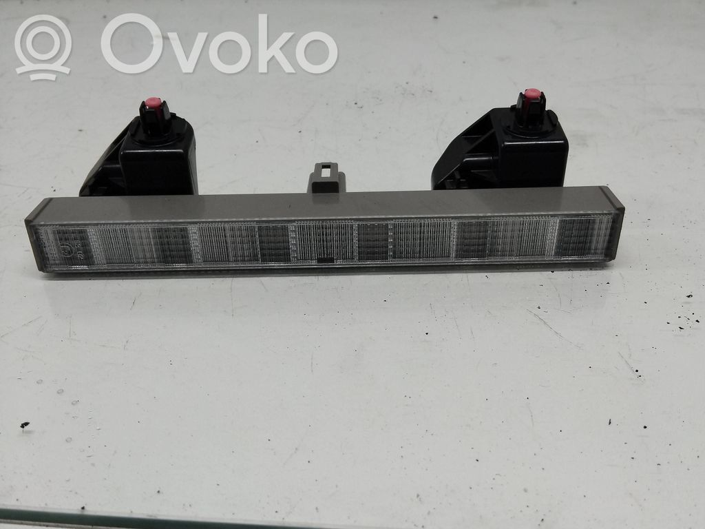 Toyota Auris E180 Third/center stoplight 