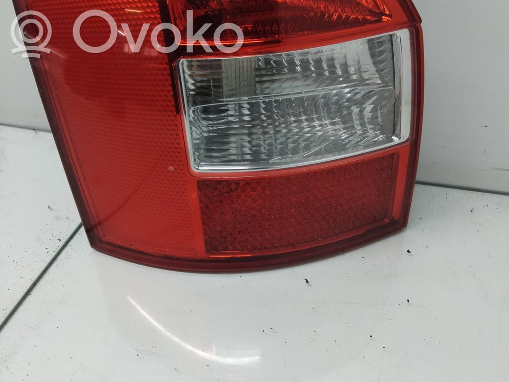 Audi A4 S4 B6 8E 8H Lampa tylna 