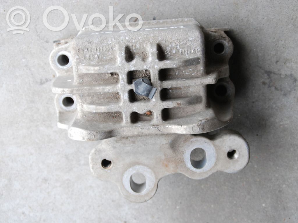 Ford Transit Custom Engine mount bracket 