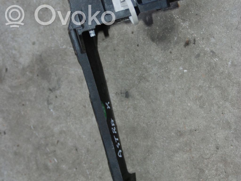 Opel Astra K ABS bloko laikiklis 