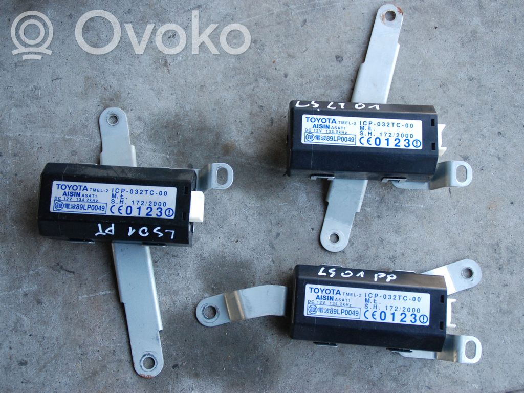 Lexus LS 430 Door control unit/module 