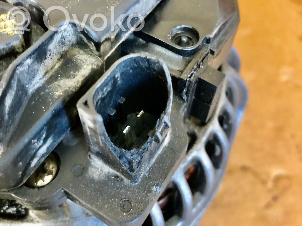 Volvo V70 Ģenerators 