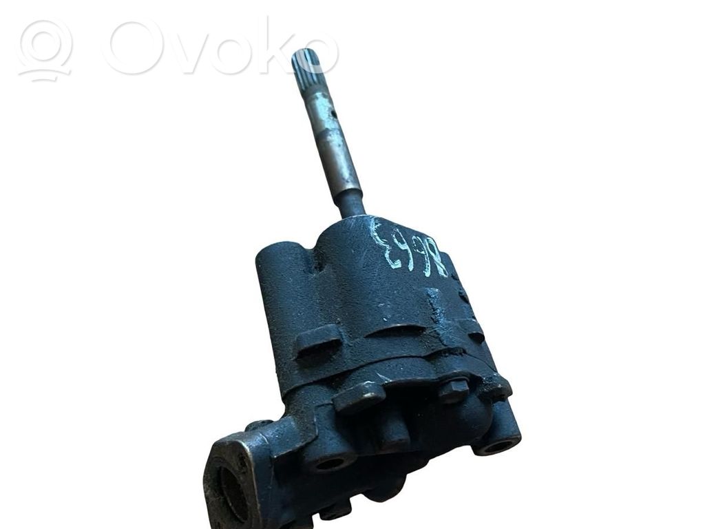 Audi A4 S4 B5 8D Bomba de aceite 
