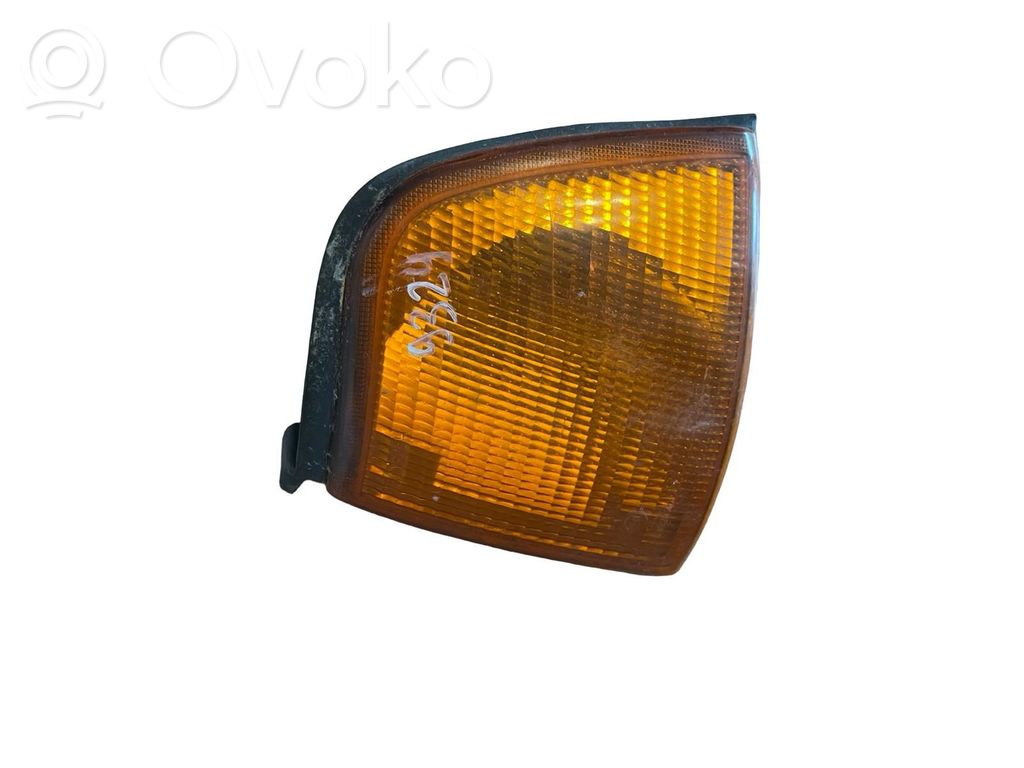 Audi 80 90 B3 Front indicator light 