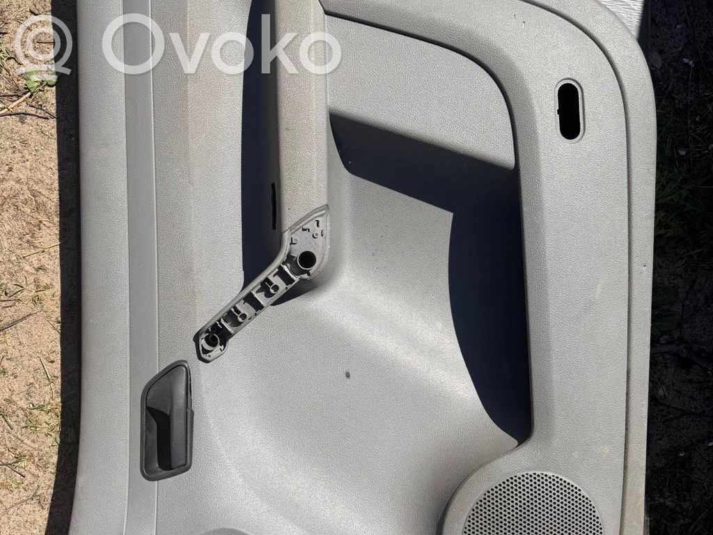Volkswagen Caddy Etuoven verhoilu 