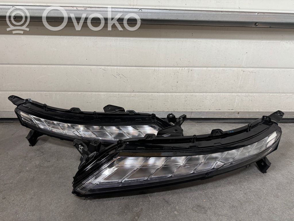 LED Daytime headlight   EDM92206010,EDM92205010