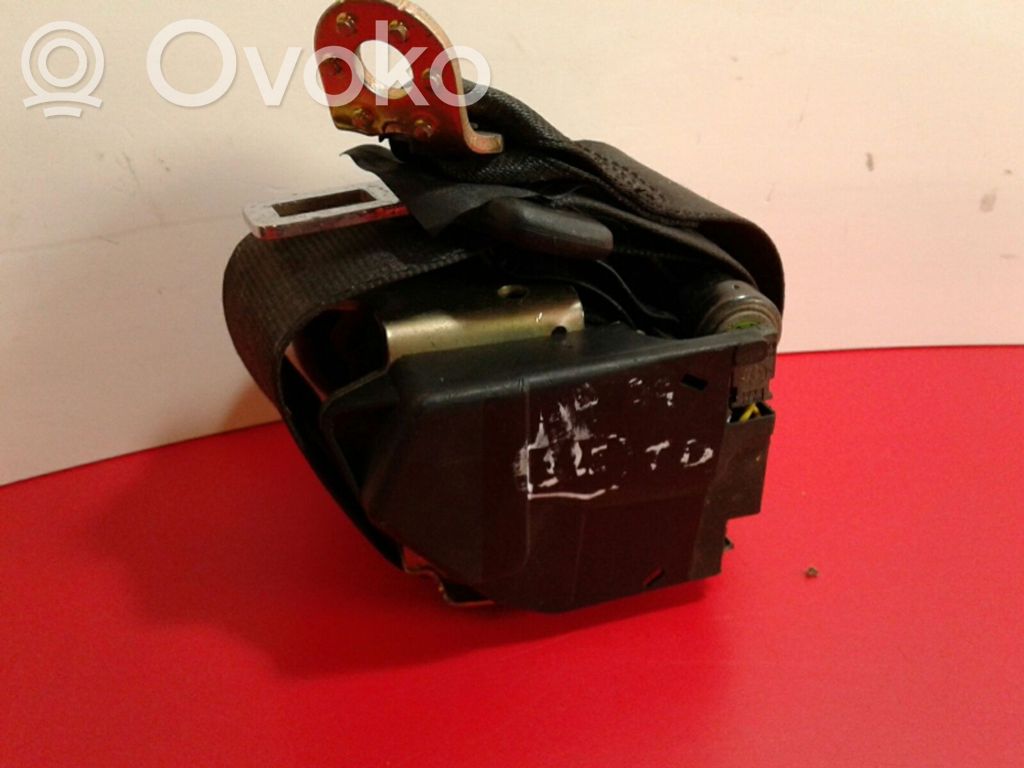 Audi A4 S4 B5 8D Cinturón trasero 