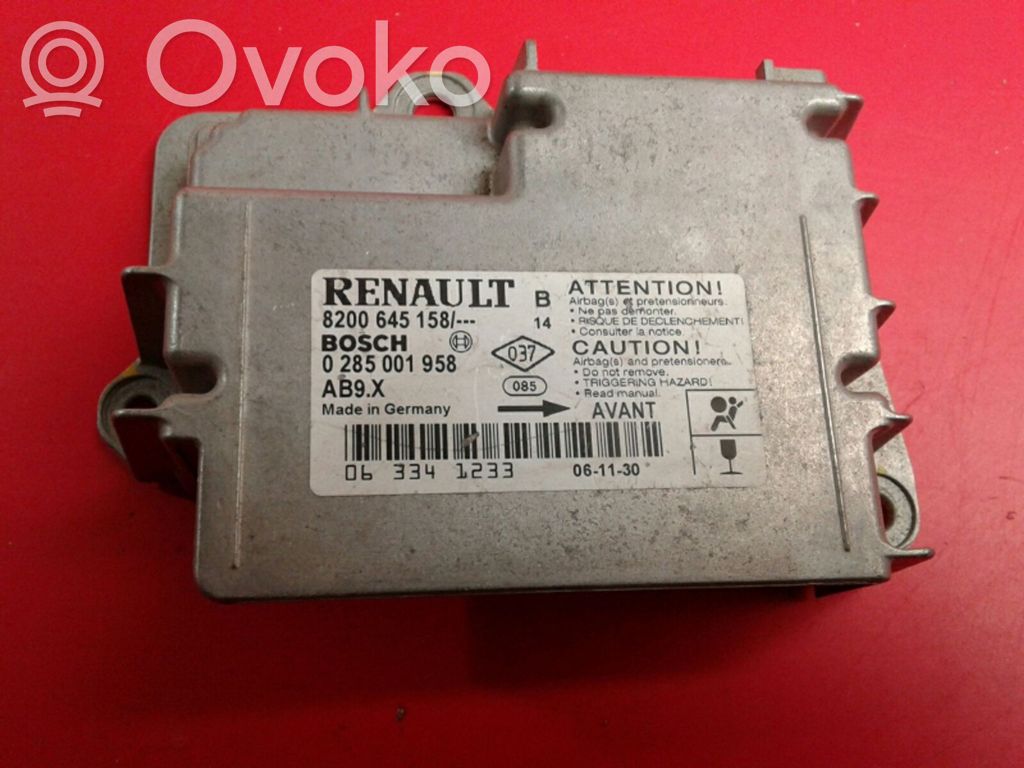 Airbag control unit/module   001,285,958