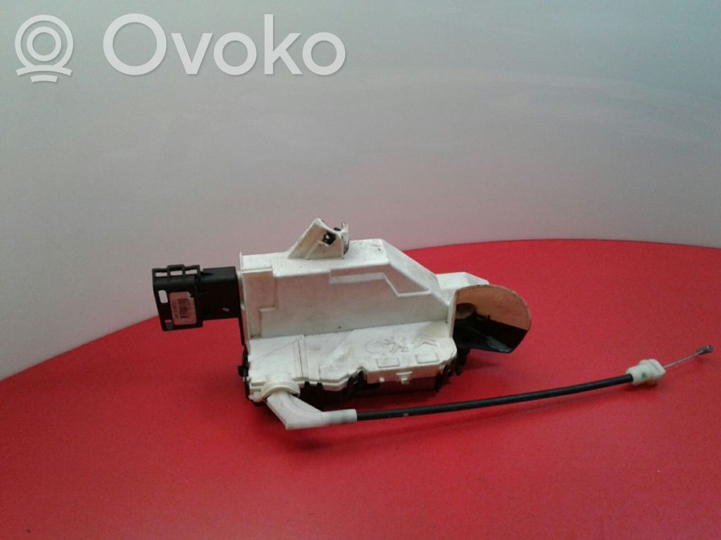 Citroen DS3 Priekinė durų spyna 