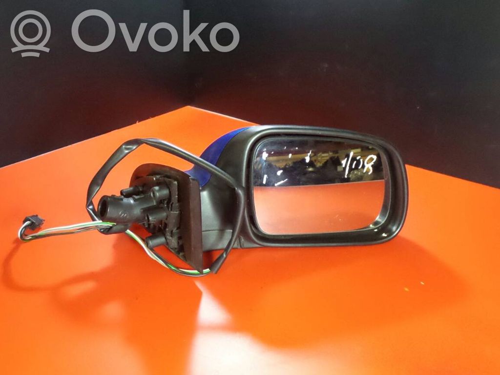 Peugeot 307 Front door electric wing mirror 