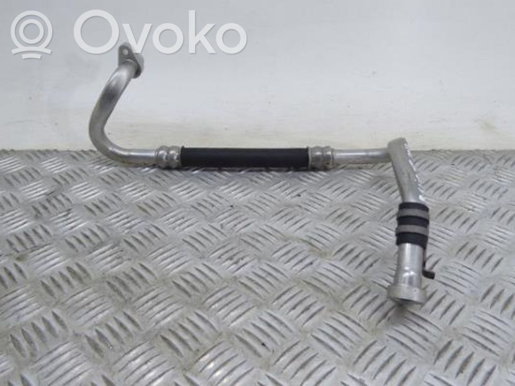 Ilmastointilaitteen putki (A/C)   924803929R