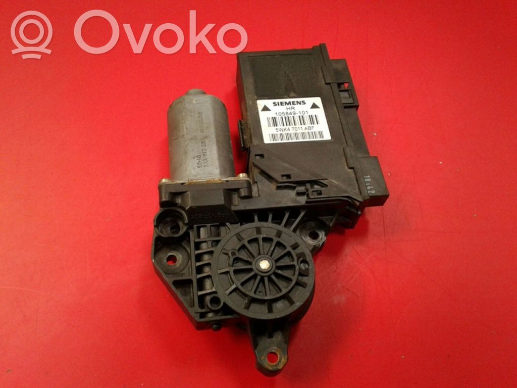 Audi RS4 B7 Silniczek podnoszenia szyby drzwi tylnych 