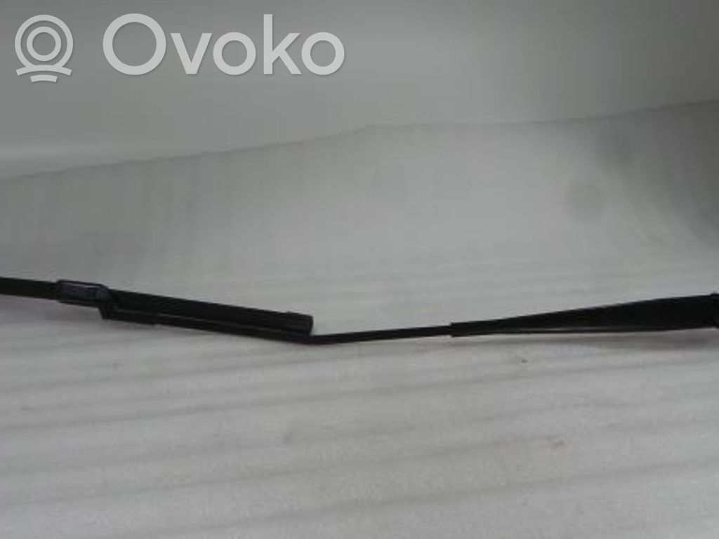 Volkswagen Golf VII Ramię wycieraczki szyby przedniej / czołowej 