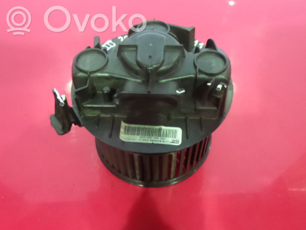 Renault Clio III Mazā radiatora ventilators 