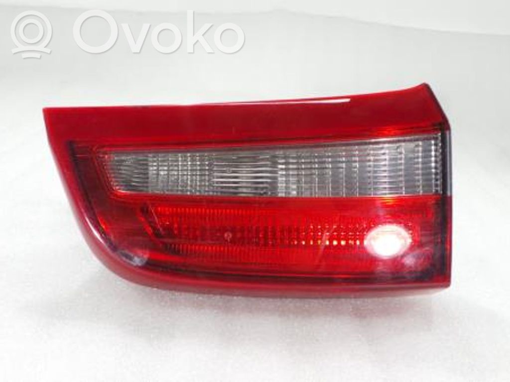Volvo S60 Lampă spate în capacul portbagajului 