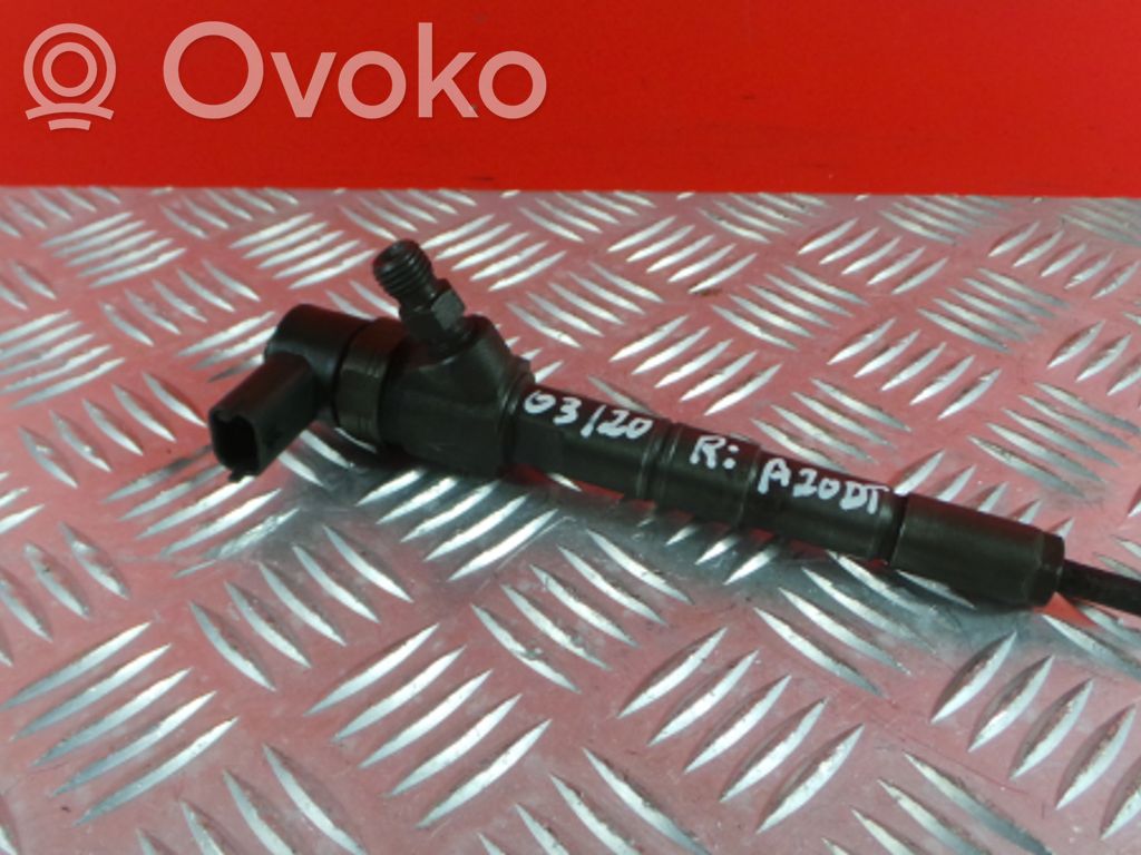 Opel Insignia A Inyector de combustible 