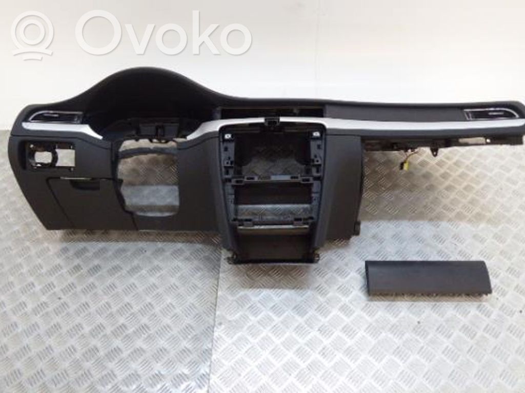 Dashboard   3T0880204A,3T1857007D,3T1880841C,TABLIERC