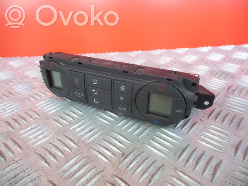 Ford Focus C-MAX Climate control unit 