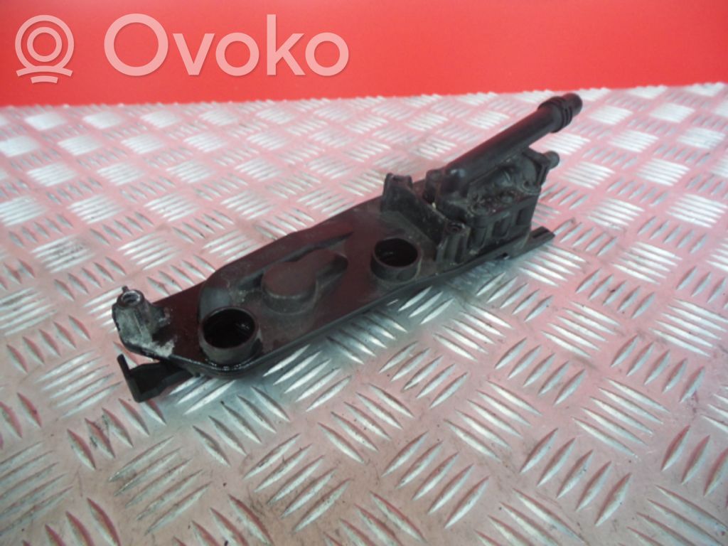 BMW 6 E63 E64 Oil filter mounting bracket 