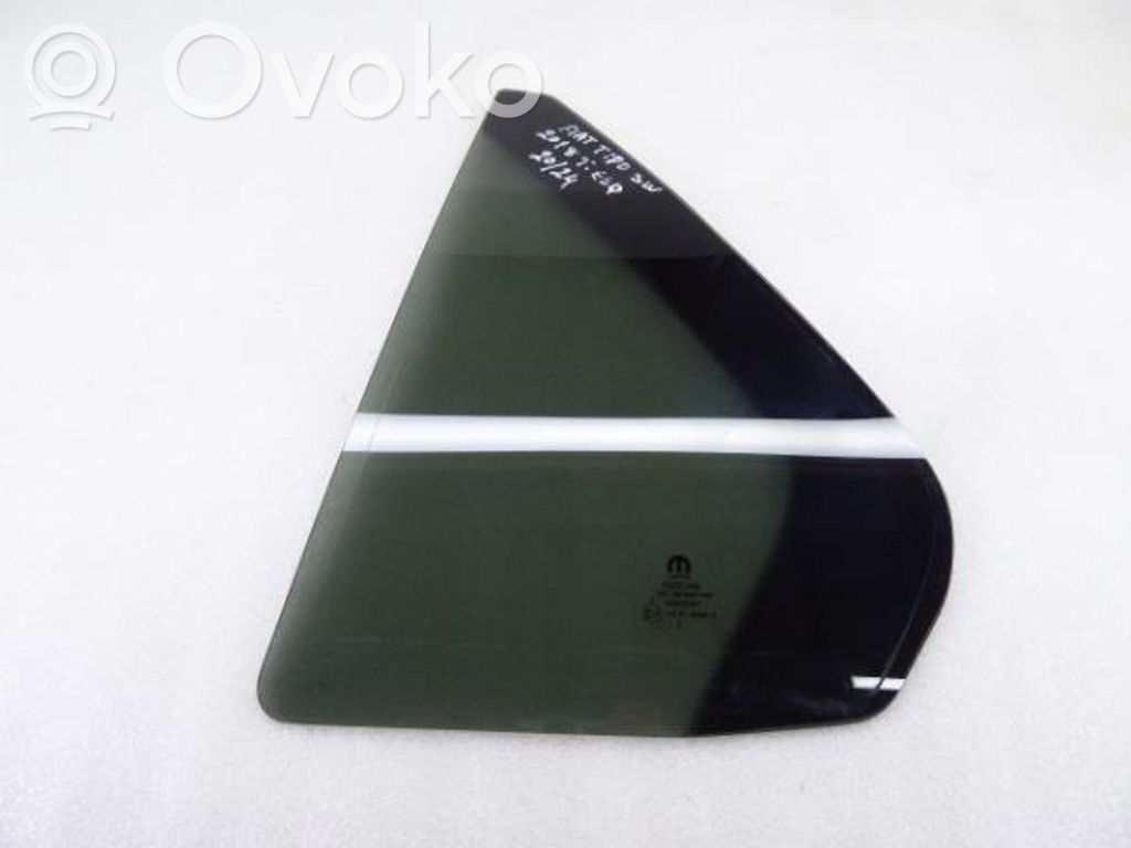 Fiat Tipo Rear side window 