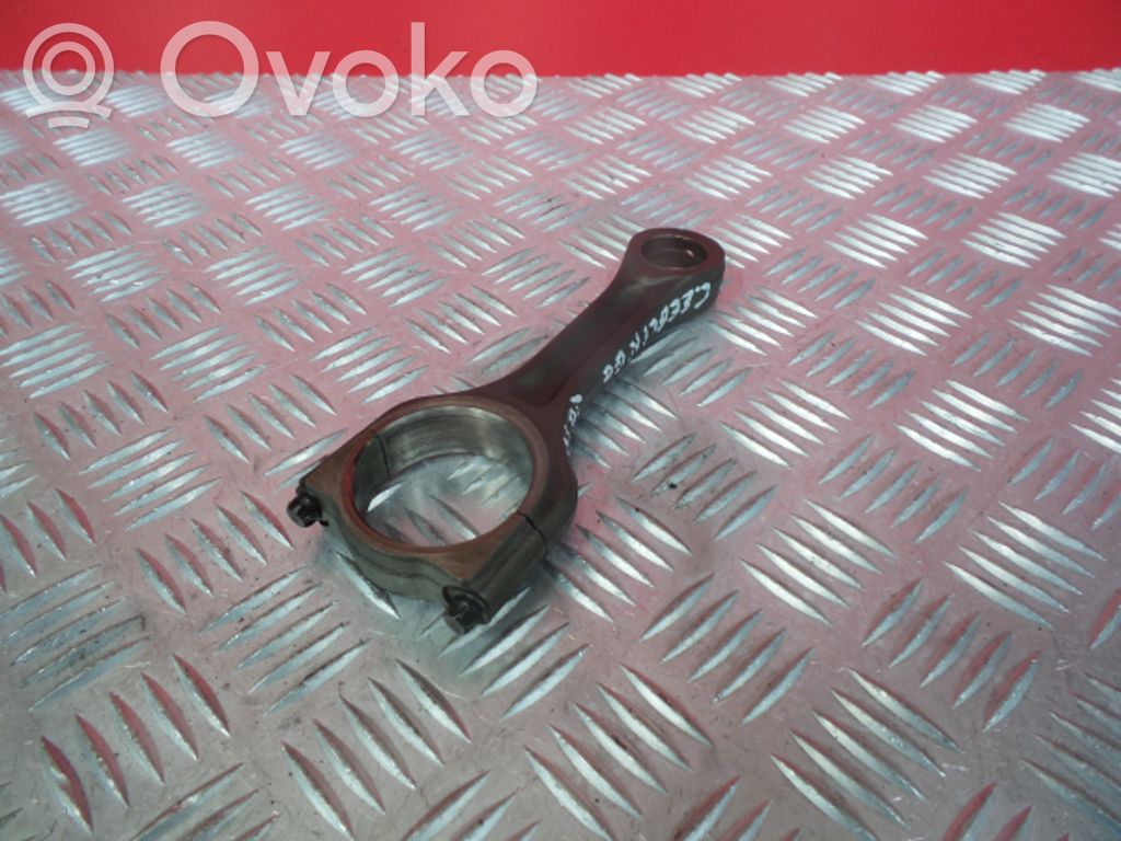 Piston   619