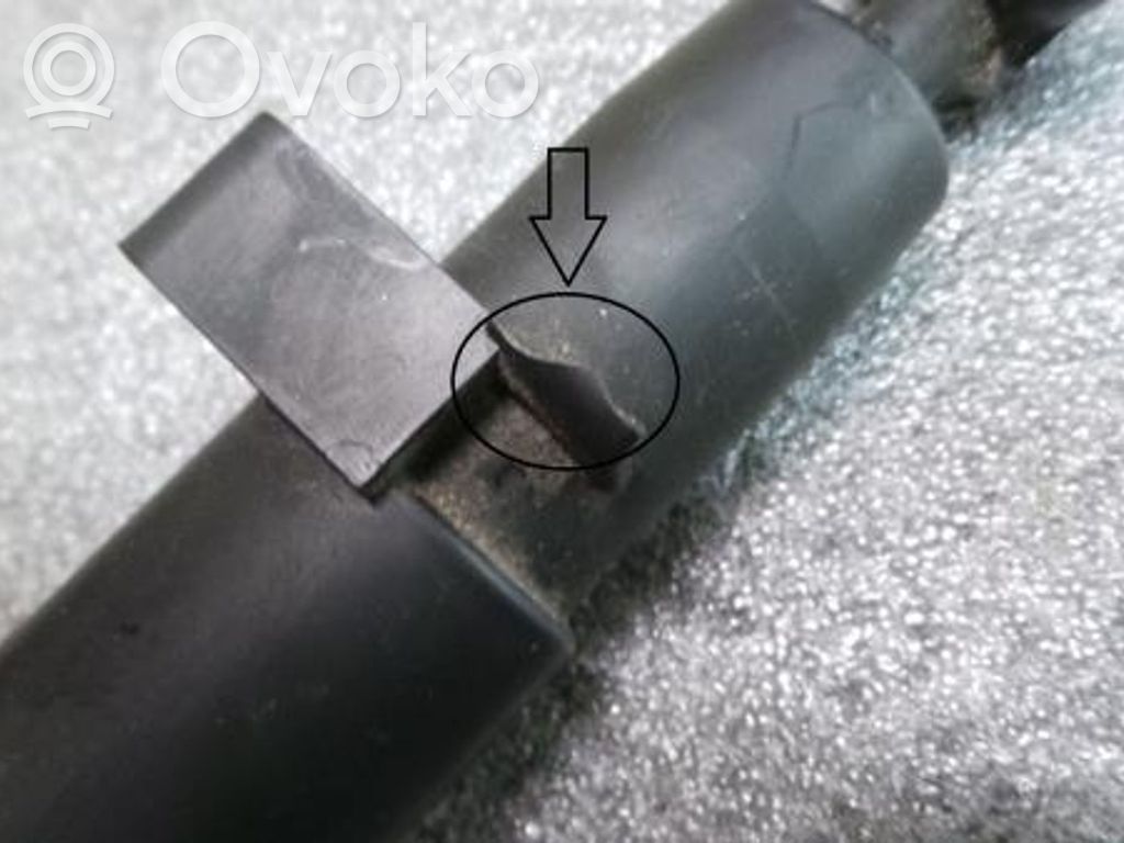 Mercedes-Benz SLK R171 Windscreen/windshield washer pump 