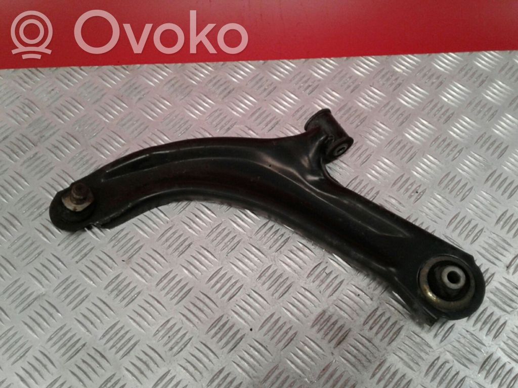 Renault Clio III Etutukivarsi 