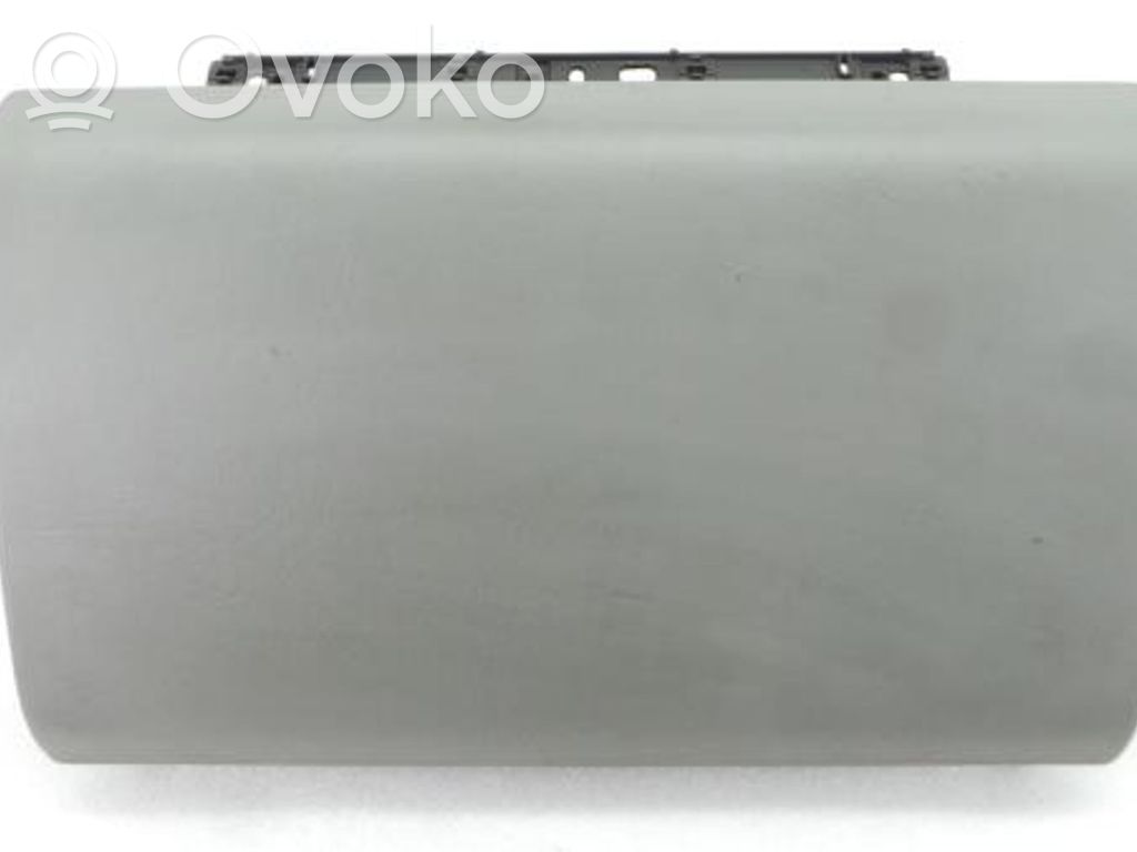Daiktadėžė   7L5857121,7L5857095Q,7L5857121,COMMARCASDEUSO
