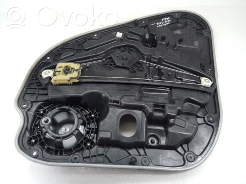 Volvo XC40 Mechanizm podnoszenia szyby tylnej bez silnika 