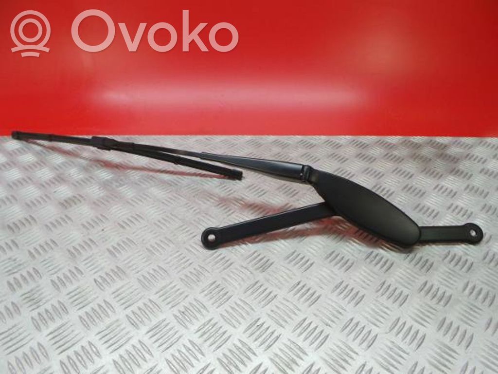 Mercedes-Benz GLC X253 C253 Front wiper blade arm 
