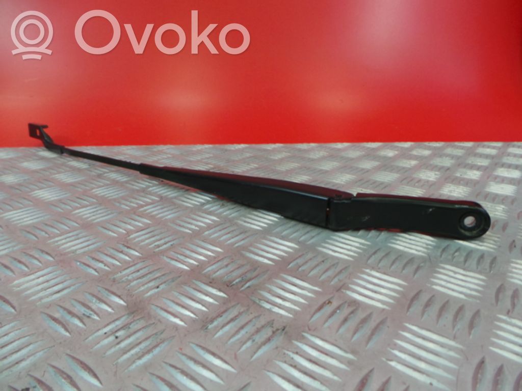 Volkswagen Caddy Priekšējā loga tīrītāja kājiņa 