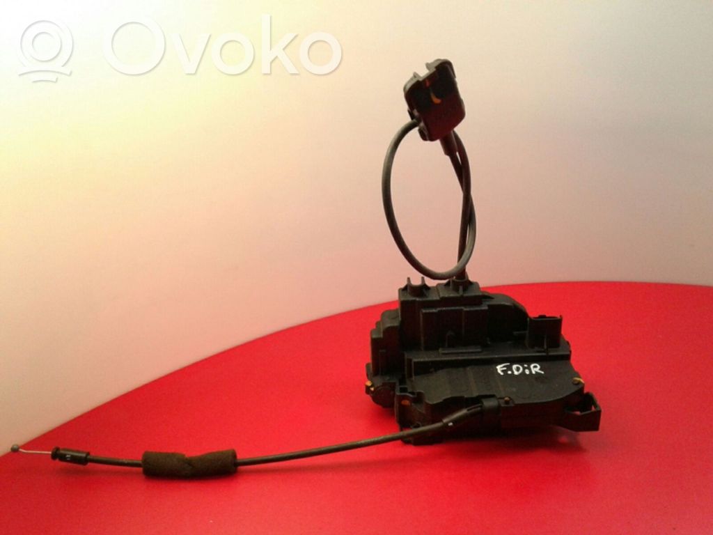 Front door lock   300125F