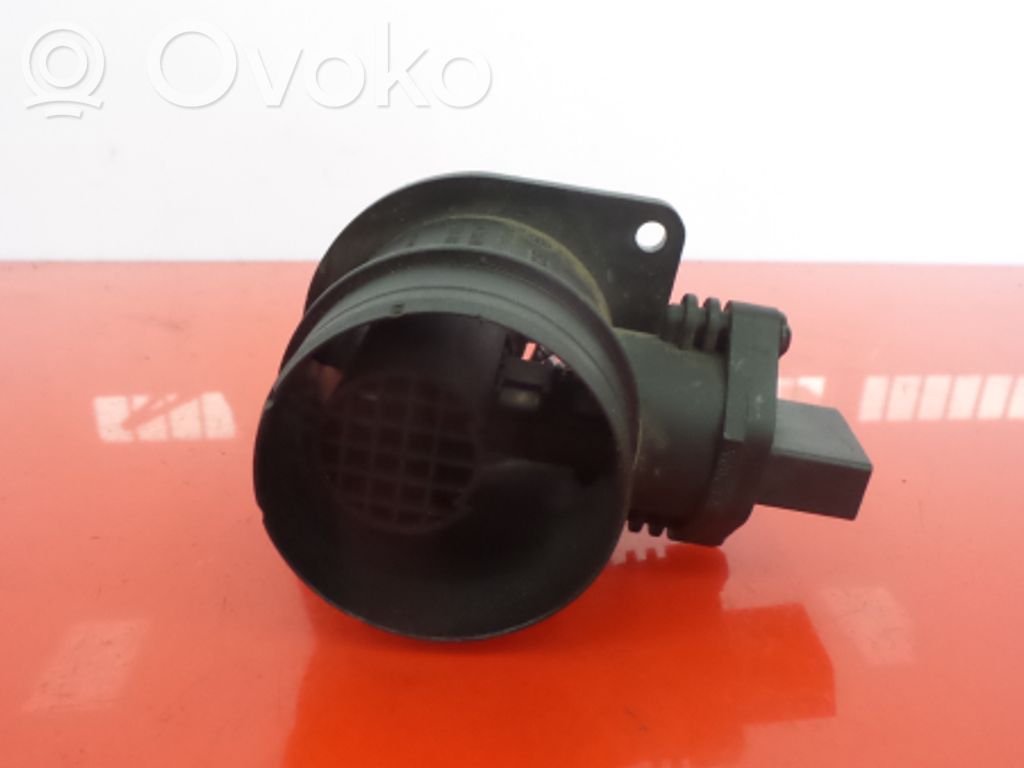Volkswagen Golf V Mass air flow meter 