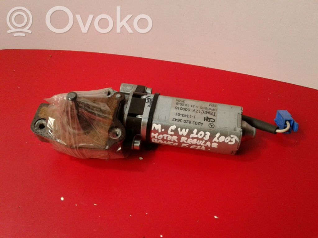 Mercedes-Benz C W203 Seat adjustment motor 