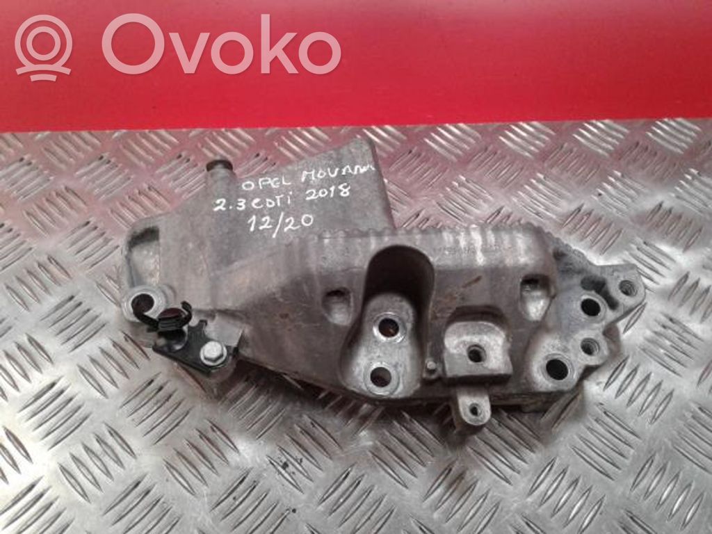 Opel Movano B Wspornik / Mocowanie silnika 