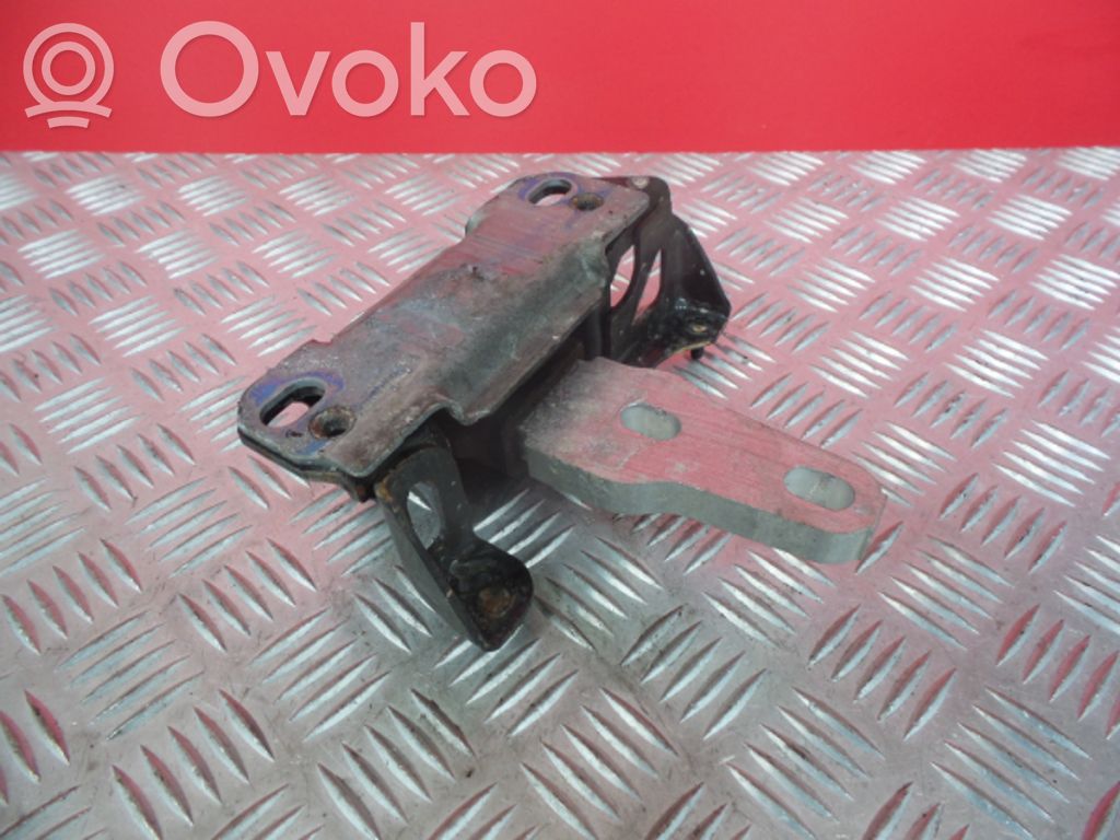 Ford Fiesta Engine mount bracket 