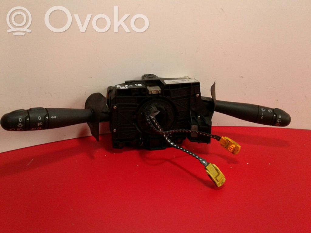 Renault Clio II Oro pagalvių juosta (srs žiedas) 
