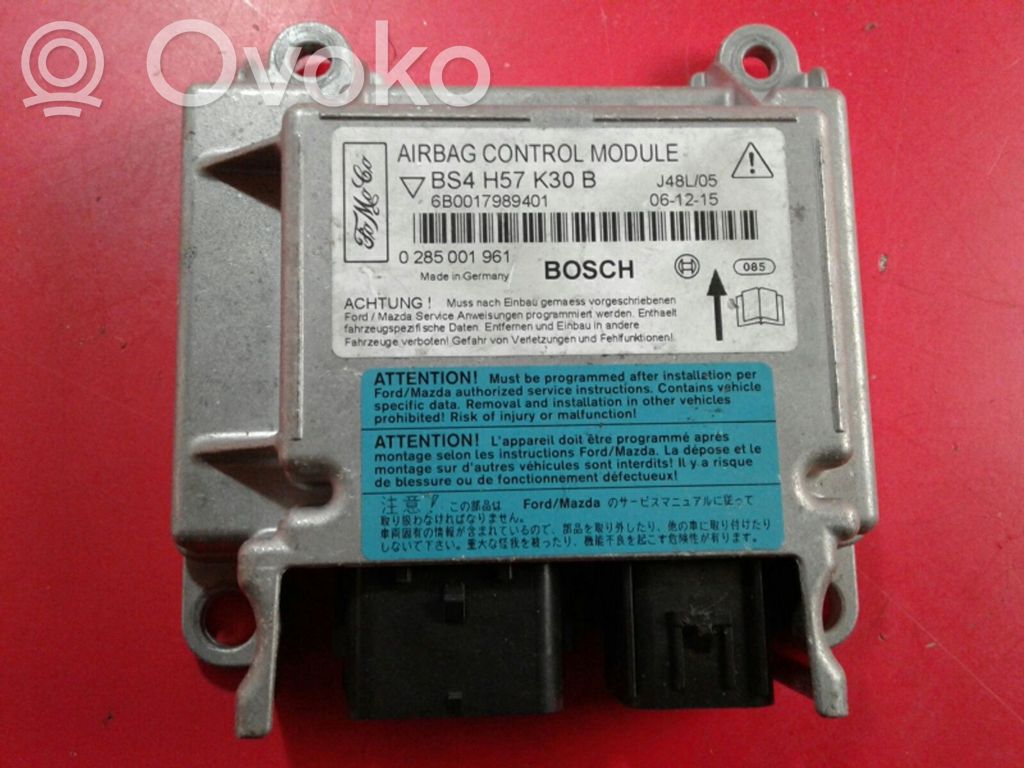 Unidad de control/módulo del Airbag   285,961