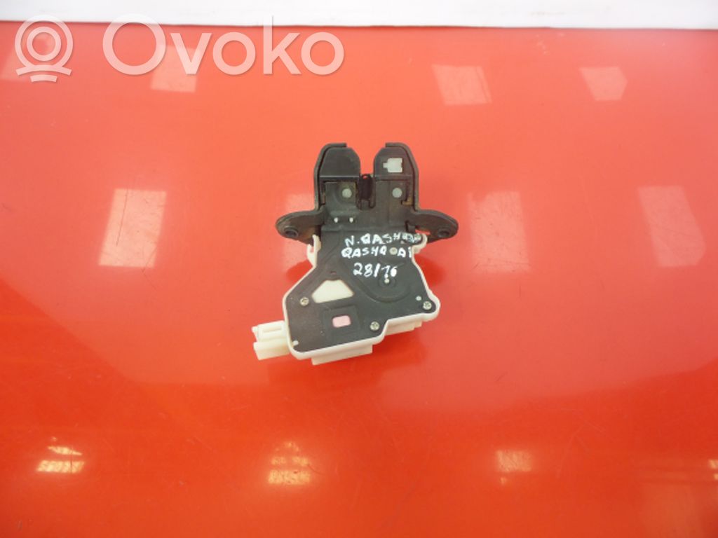 Nissan Qashqai Tailgate exterior lock 