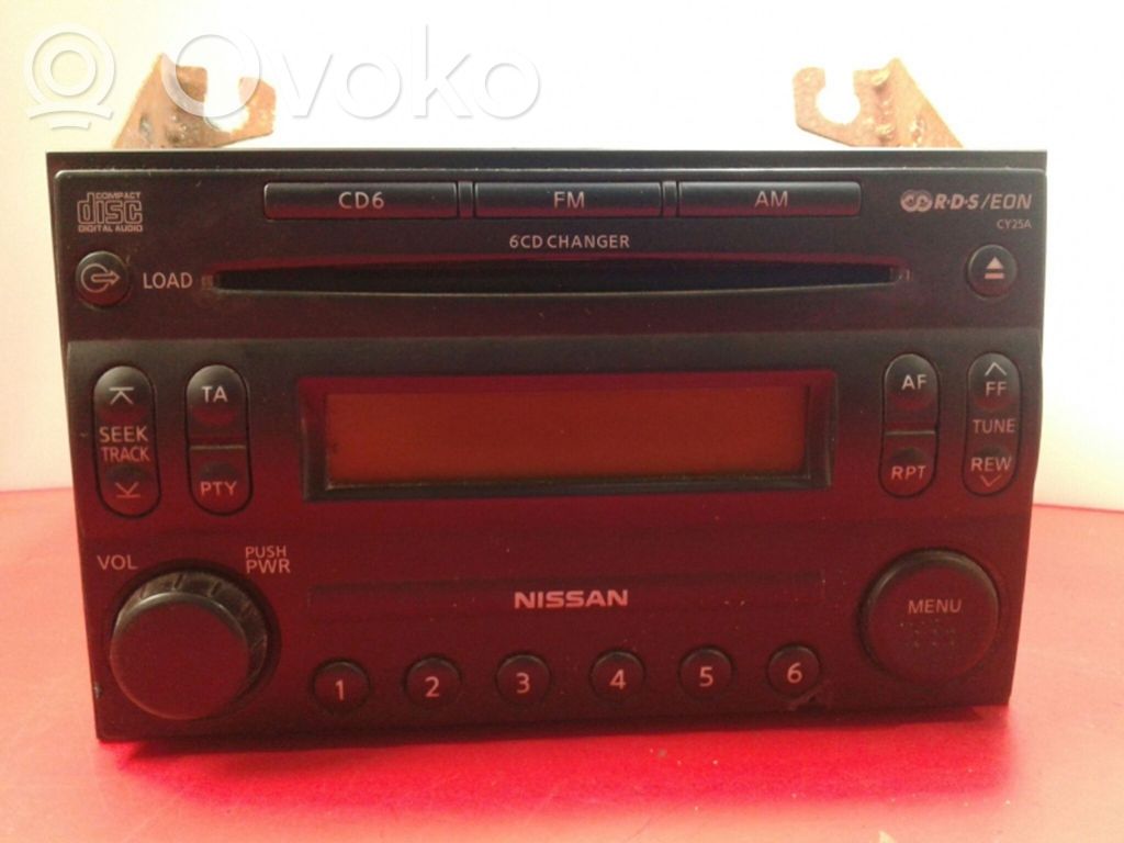 Nissan Pathfinder R51 Panel / Radioodtwarzacz CD/DVD/GPS 