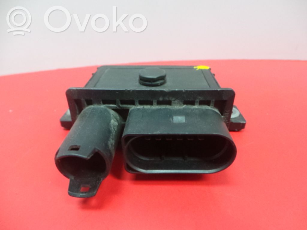 Glow plug pre-heat relay   0522120101,07,778682107,786,821