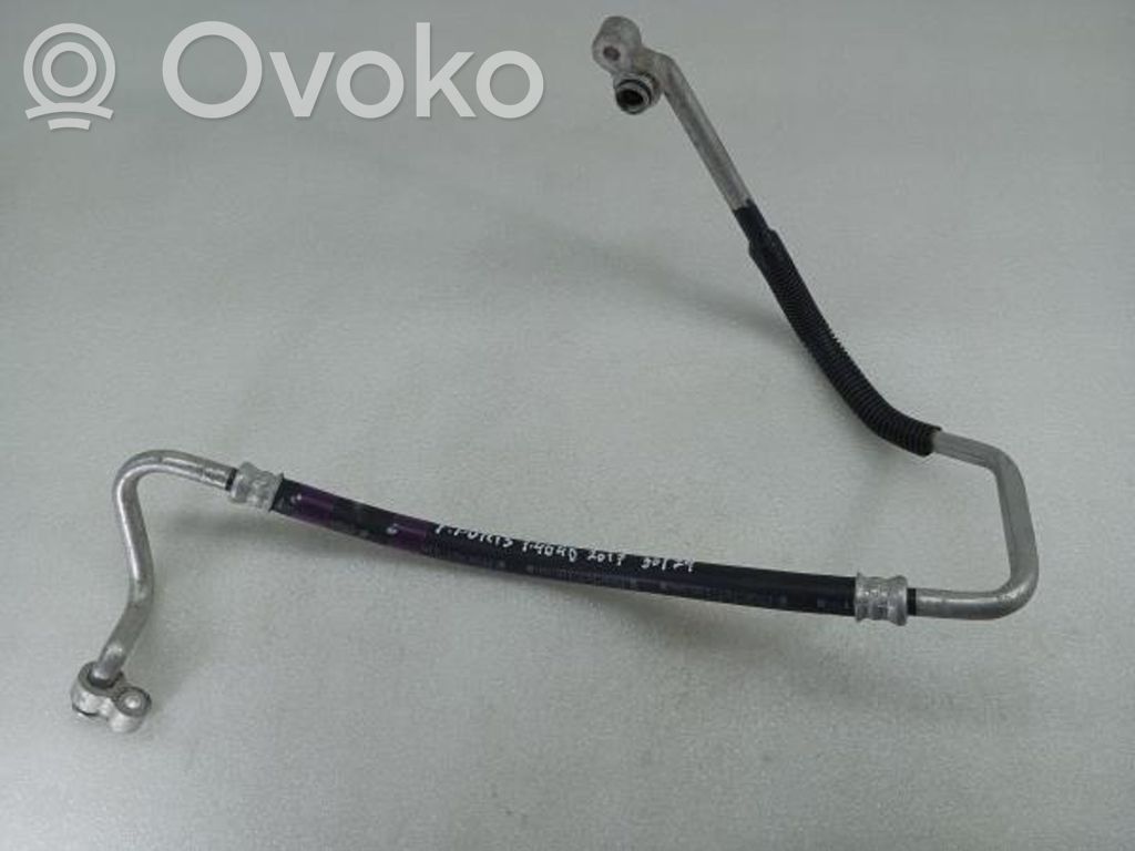 Toyota Auris E180 Ilmastointilaitteen putki (A/C) 