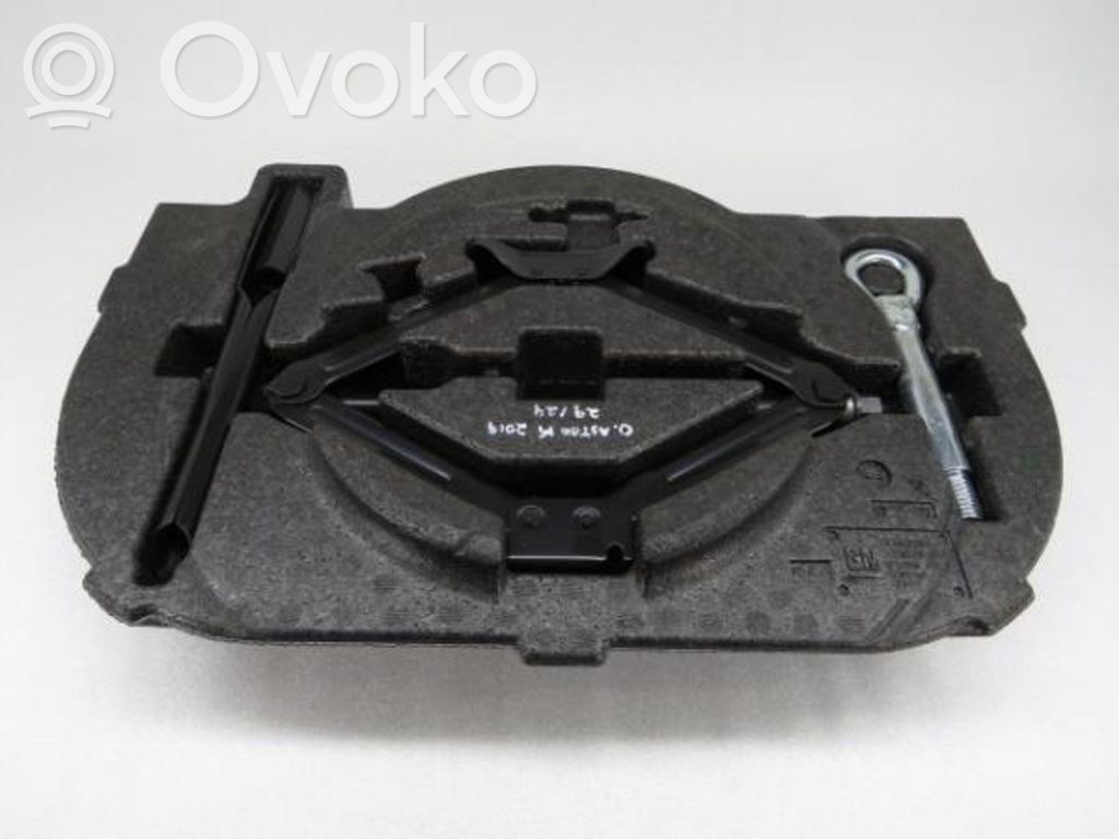 Opel Astra K Tool set 